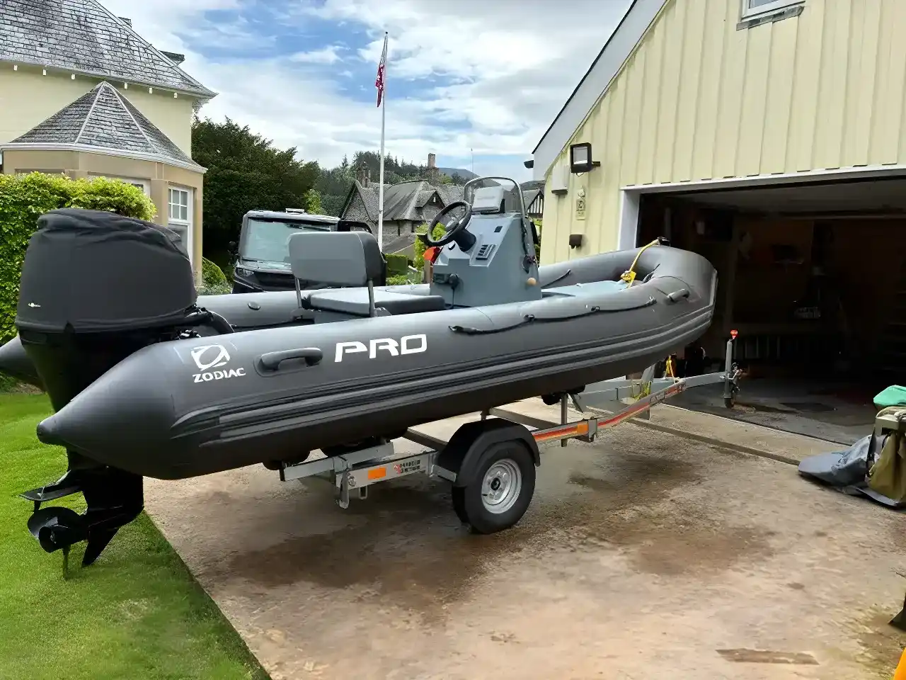 2022 Zodiac Pro 500